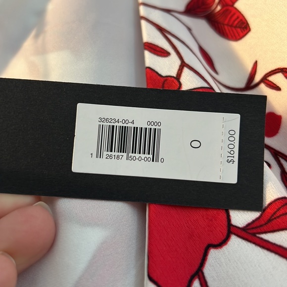 Dress - Picture 4 of 5